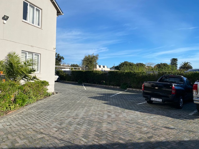 2 Bedroom Property for Sale in Mowbray Western Cape